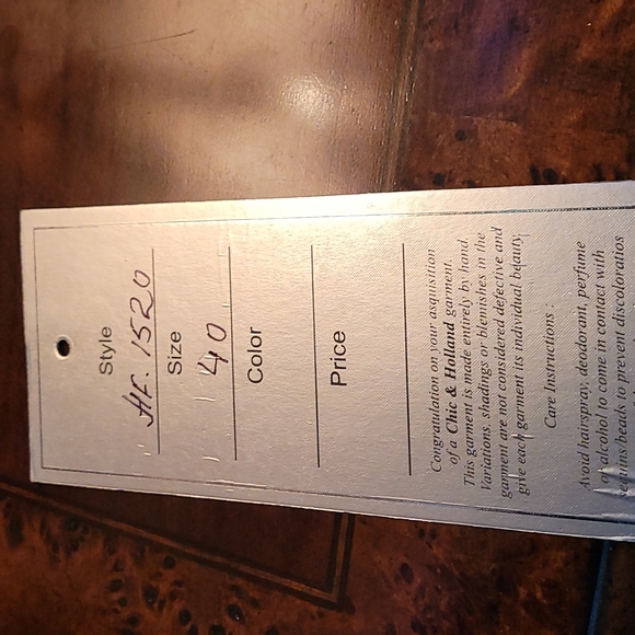 Mother of the Bride/Groom Gown - Picture 4 of 6